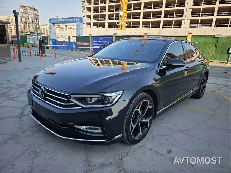 Volkswagen Magotan 2023 2 Million Units Anniversary Edition 330TSI DSG Leading Type