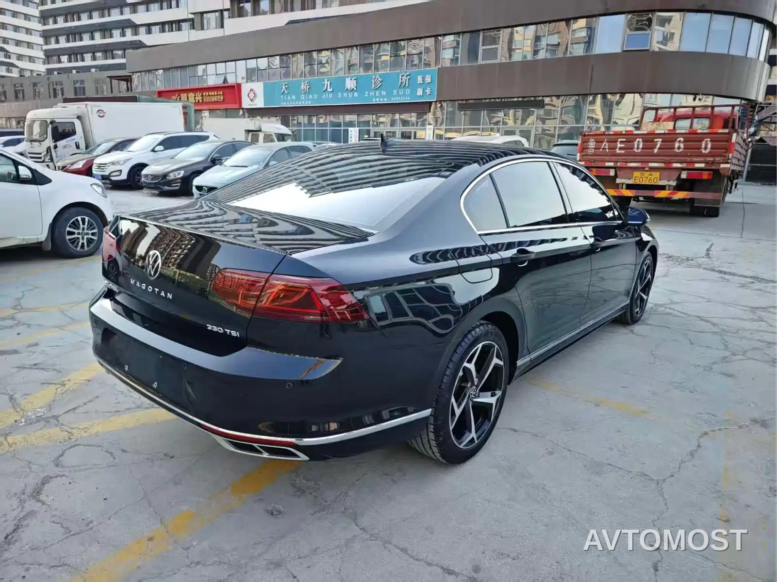 Volkswagen Magotan 2023 2 Million Units Anniversary Edition 330TSI DSG Leading Type — фото 6