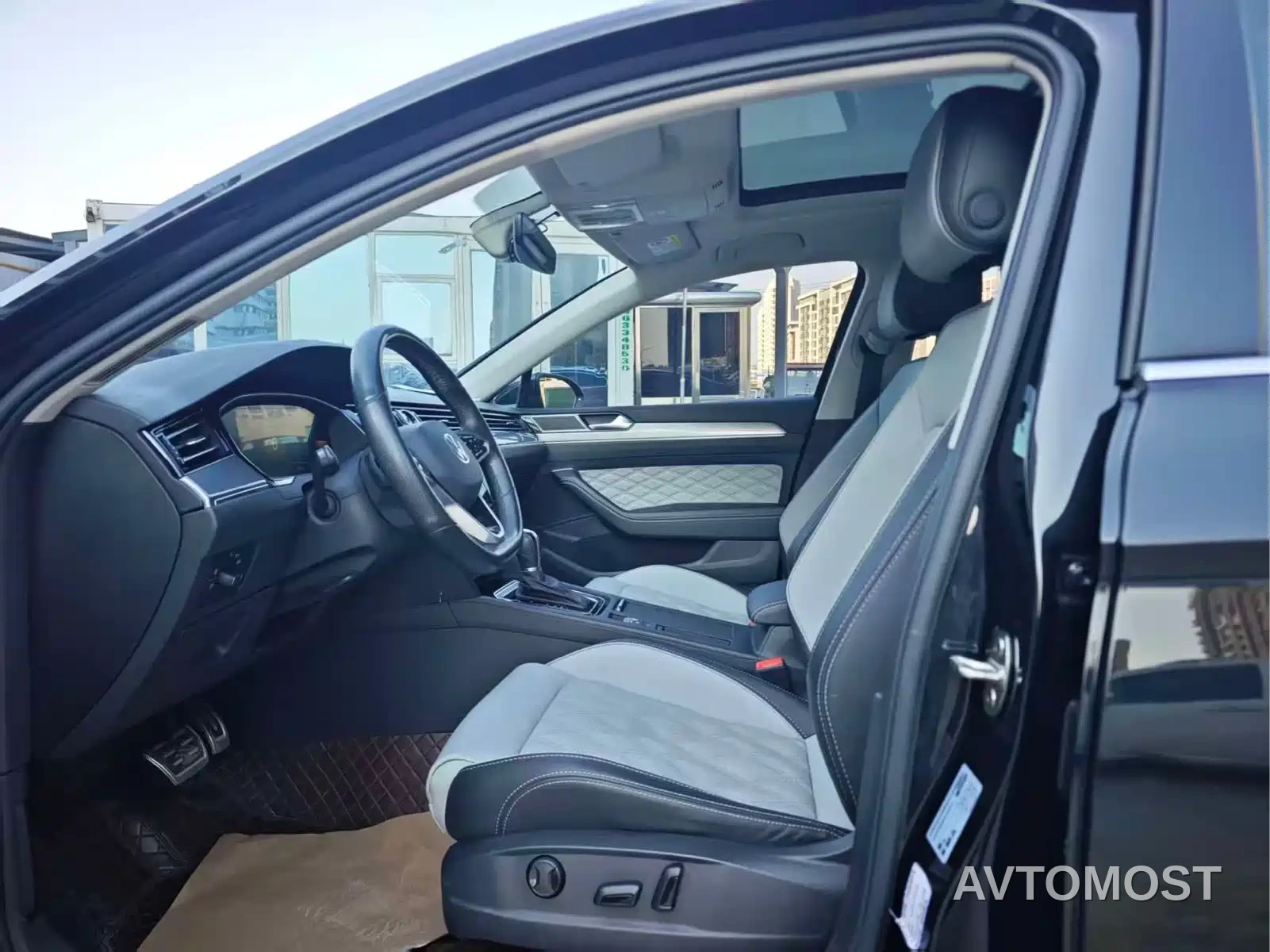 Volkswagen Magotan 2023 2 Million Units Anniversary Edition 330TSI DSG Leading Type — фото 9
