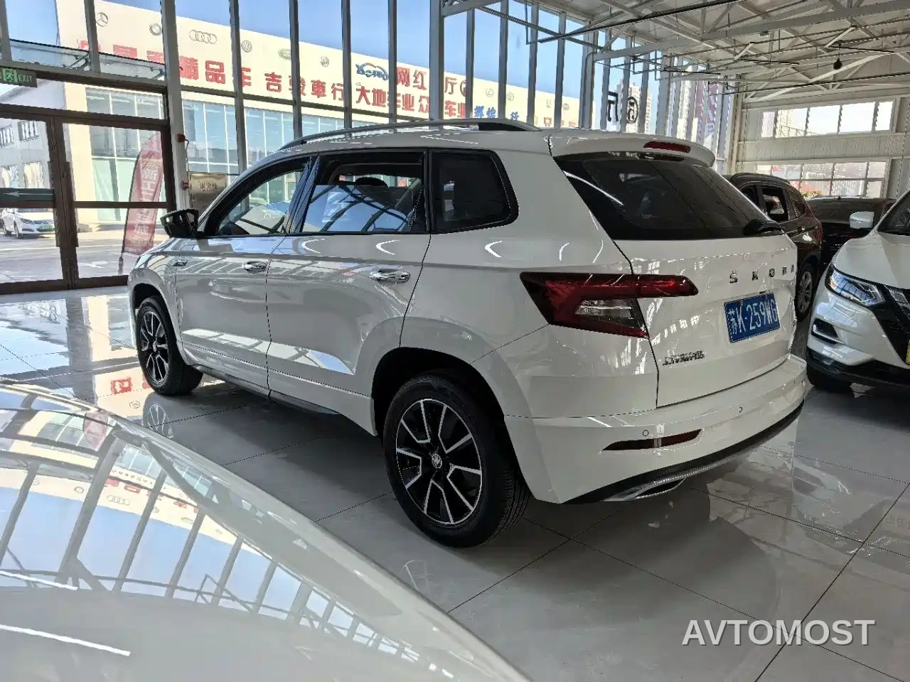 Škoda Karoq 2022 TSI280 Premium Edition — фото 8