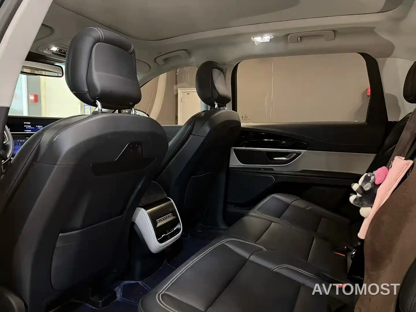 Lincoln Nautilus 2025 2.0T AWD Zunxiang Edition — фото 6