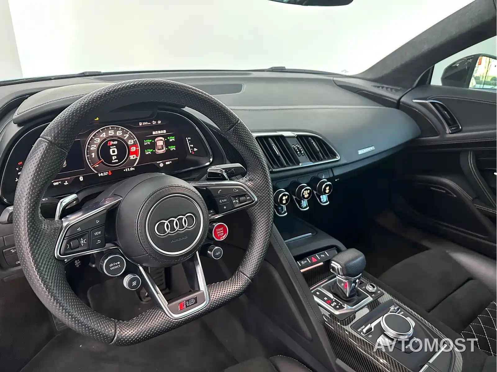 Audi R8 2022 V10 Coupe Performance — фото 17