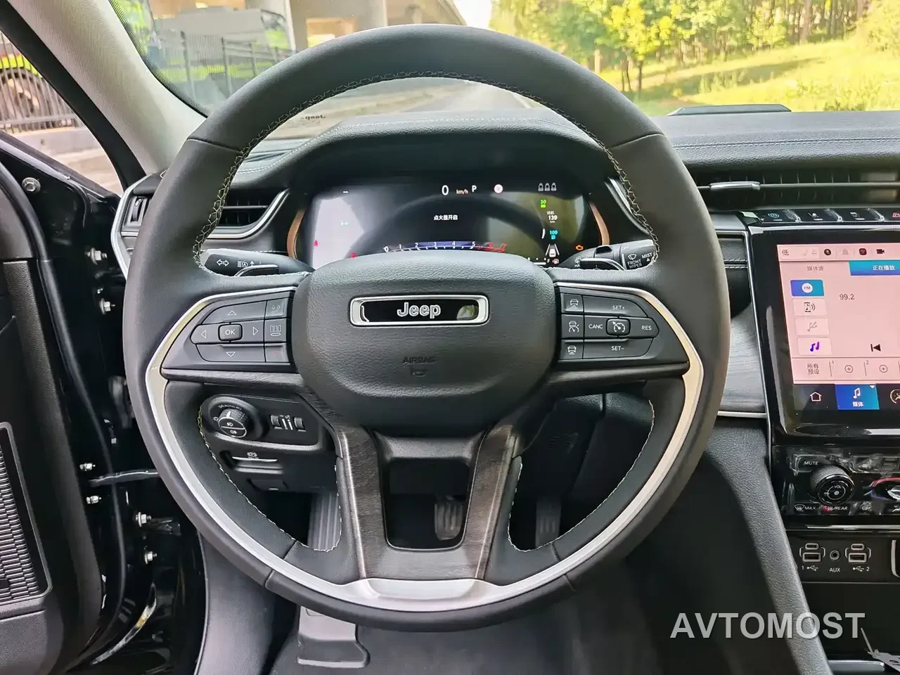 Jeep Grand Cherokee 4xe (Import) 2024 4xe Summit Edition — фото 8
