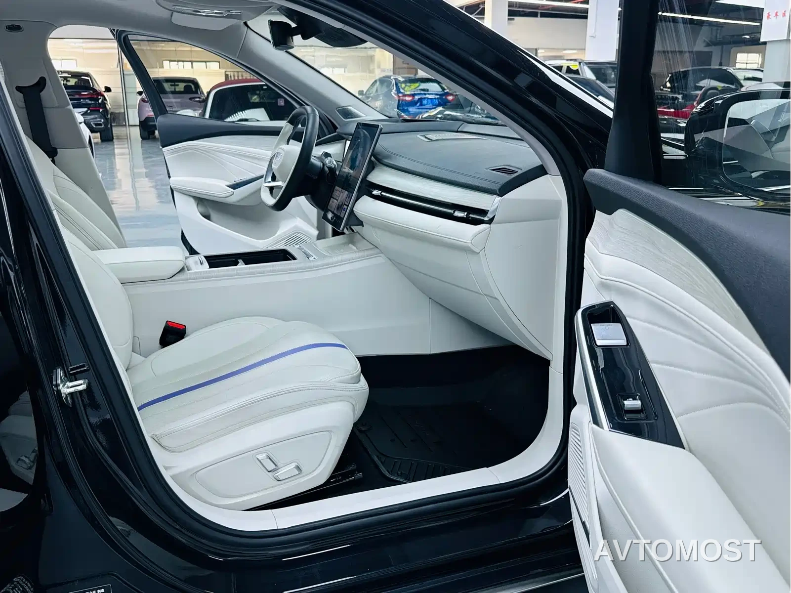 Geely Xing Rui 2024 Zhiqing 1.5TD Celestial Palace Edition — фото 8