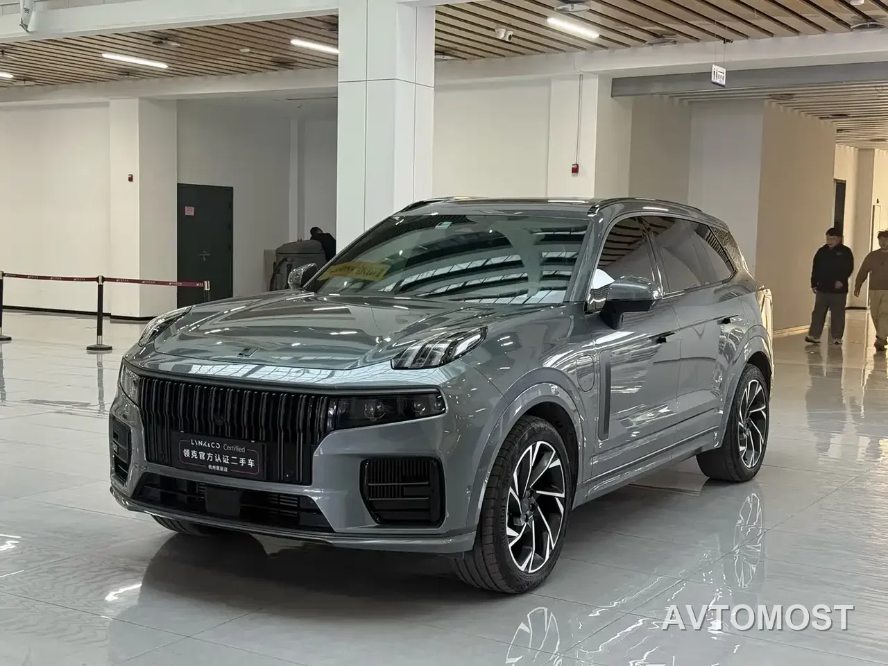 Lynk & Co 09 EM-P 2021 2.0T PHEV Halo 6-seater — фото 1