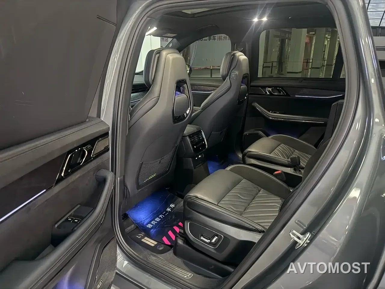 Lynk & Co 09 EM-P 2021 2.0T PHEV Halo 6-seater — фото 14
