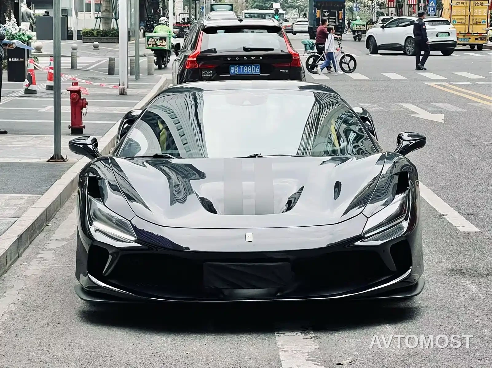 Ferrari F8 2019 Tributo 3.9T V8 — фото 1