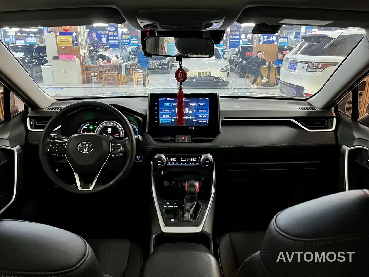 Toyota RAV4 Rongfang 2020 Hybrid 2.5L E-CVT 2WD Elite Edition — фото 12