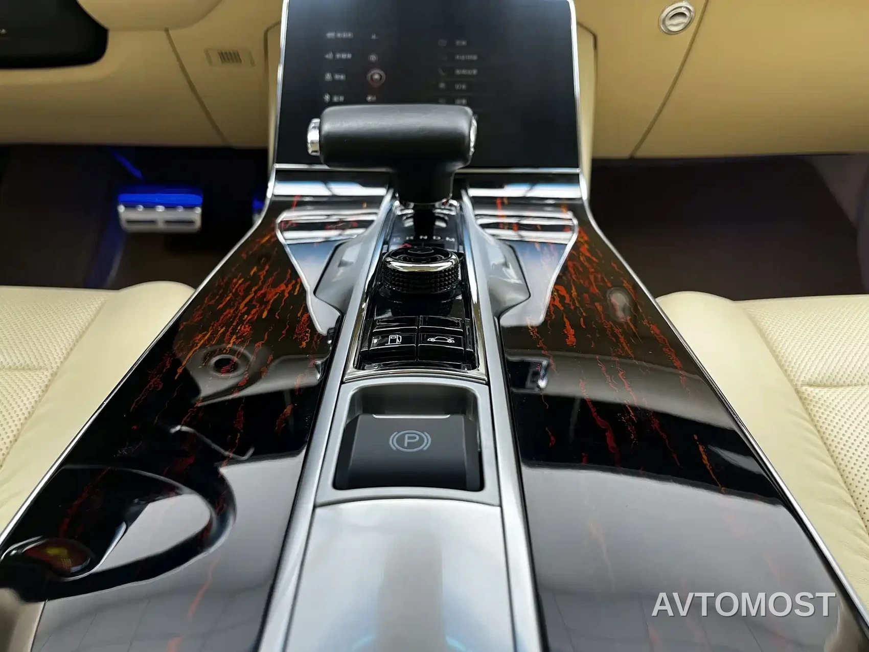 Hongqi National Gift 2014 6.0L Prestige Edition — фото 10