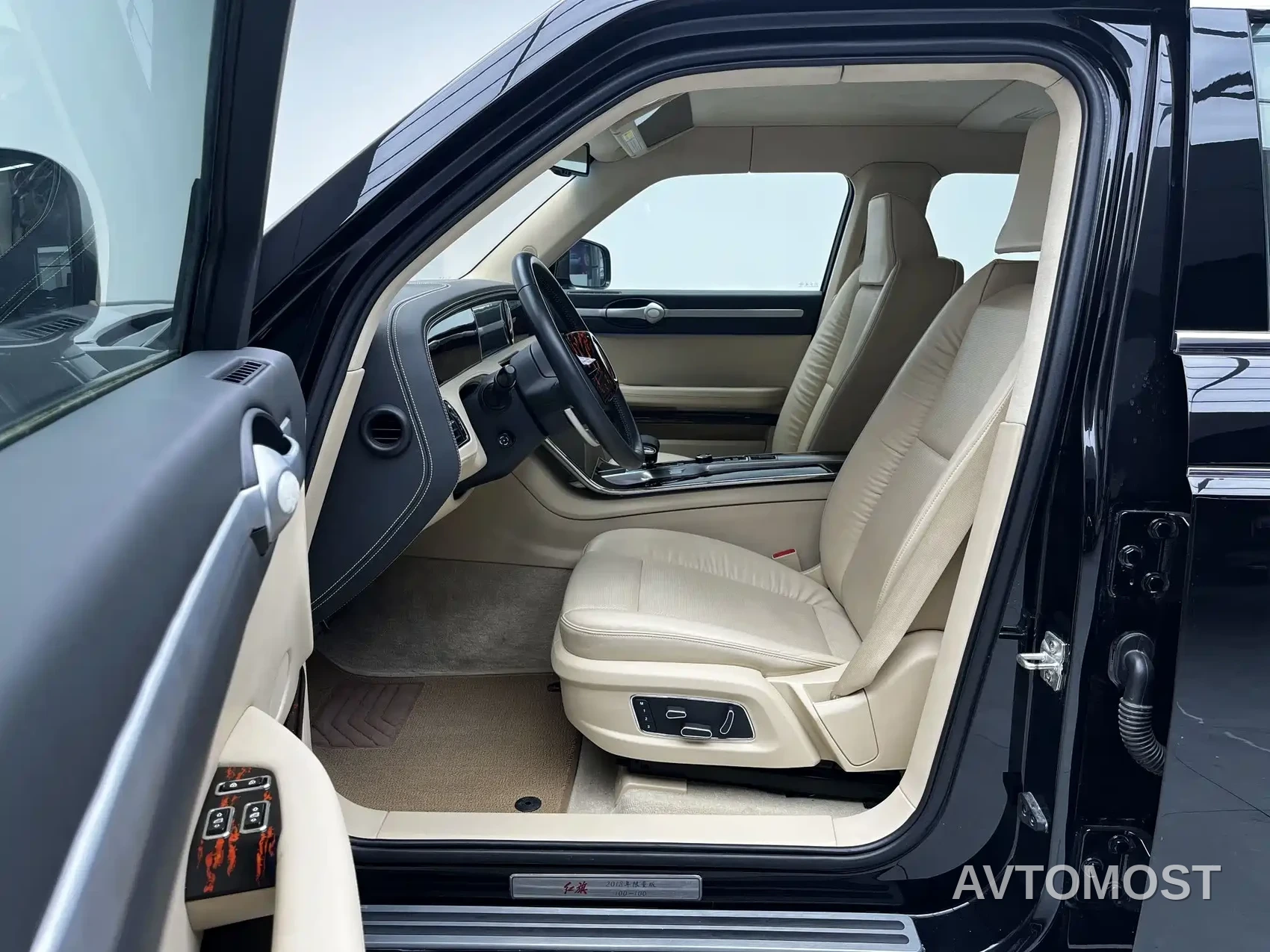 Hongqi National Gift 2014 6.0L Prestige Edition — фото 11