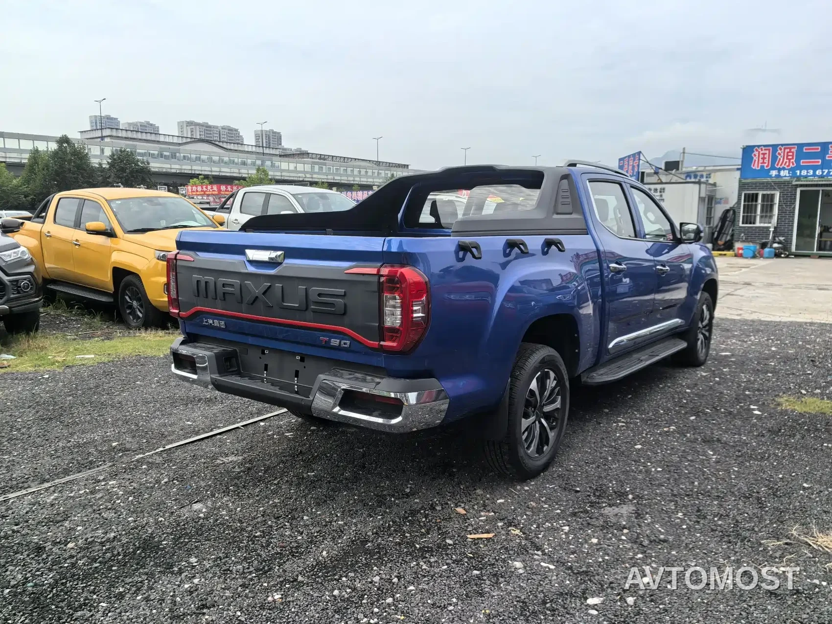 SAIC Maxus T90 2021 2.0T Single-Turbo Automatic 2WD High Chassis Comfort Long Cargo — фото 2