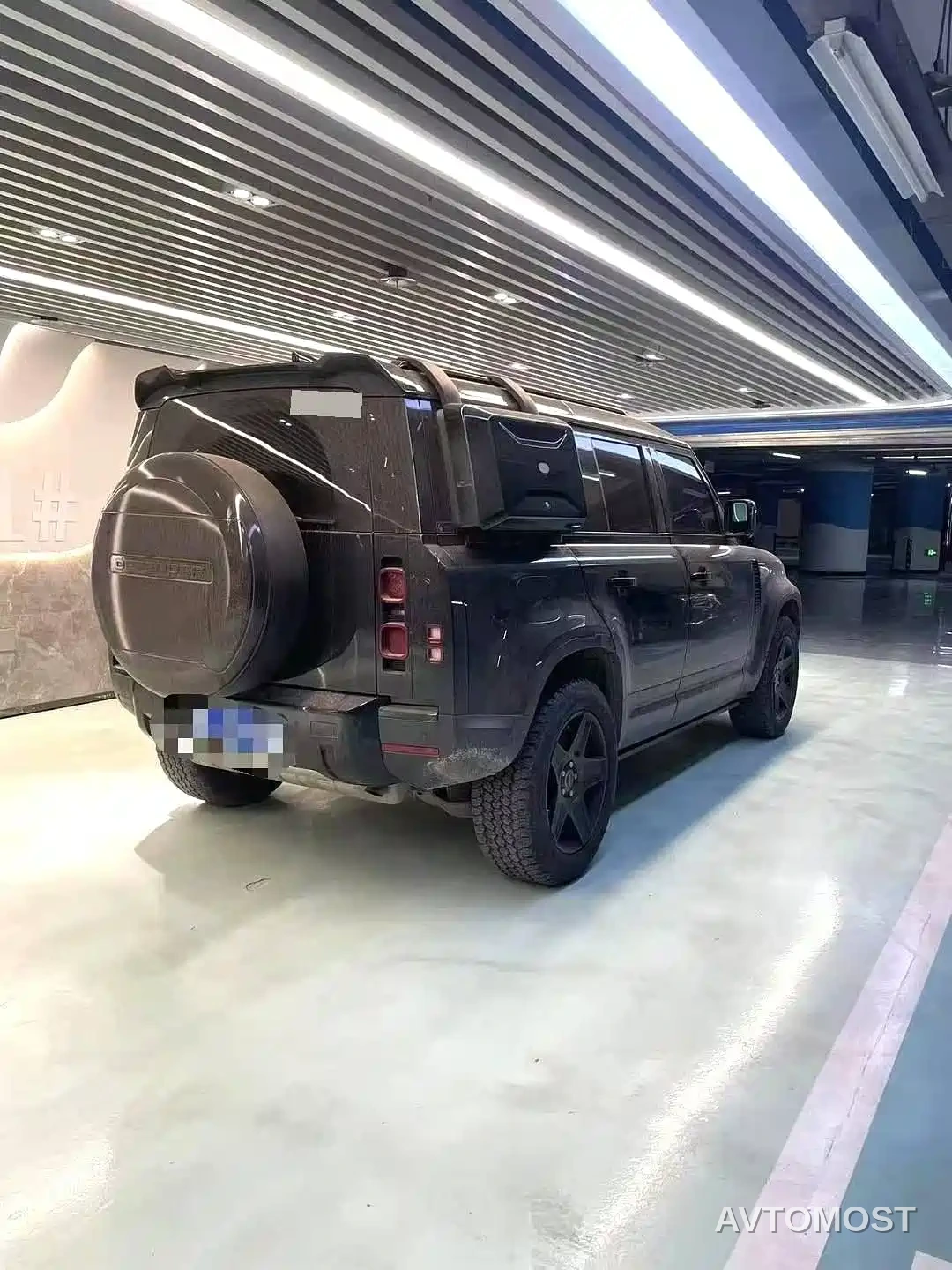Land Rover Defender 2020 Model 110 P400 HSE — фото 5