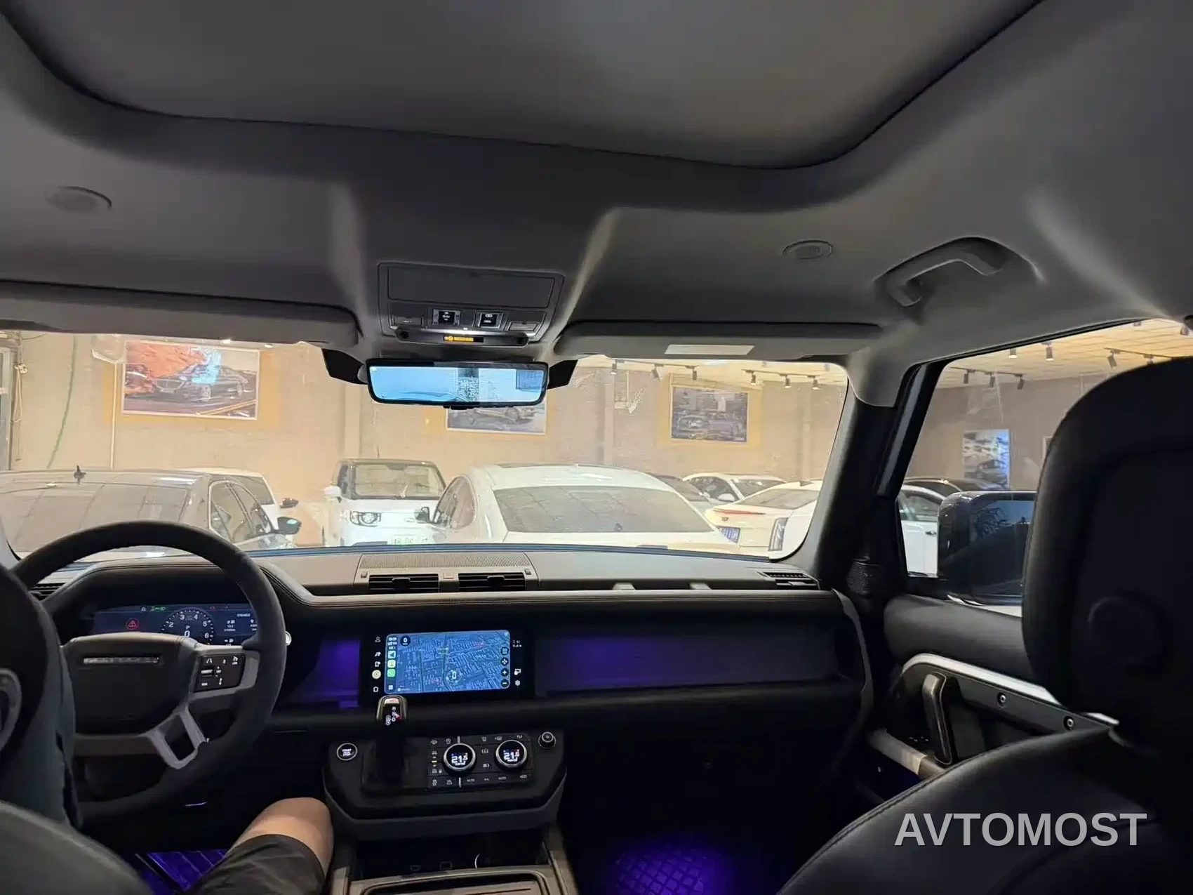 Land Rover Defender 2020 Model 110 P400 HSE — фото 7