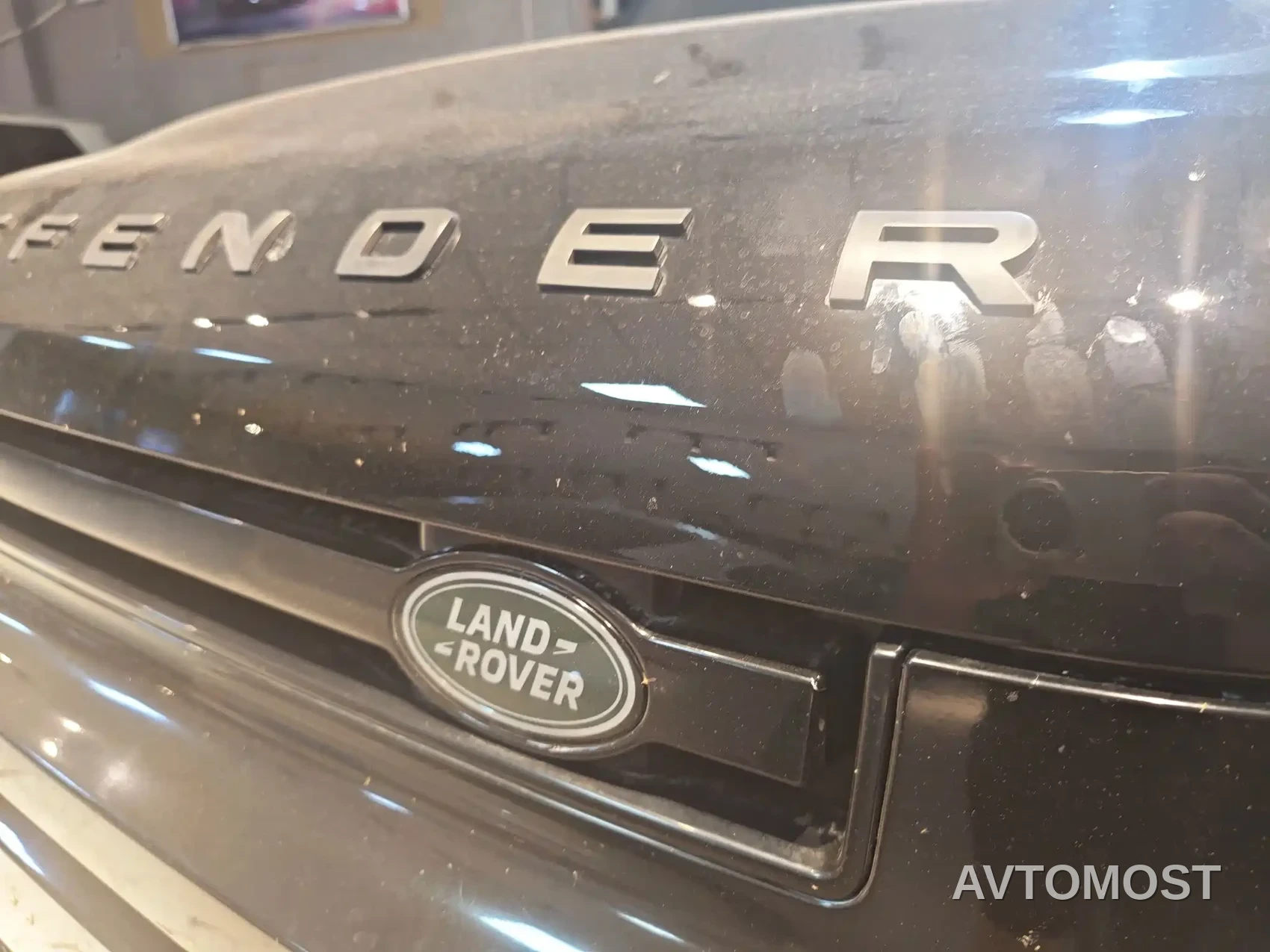 Land Rover Defender 2020 Model 110 P400 HSE — фото 21