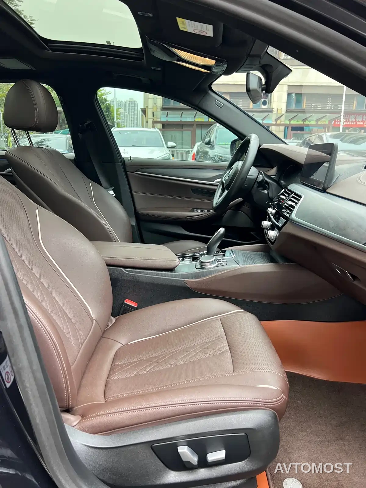 BMW 5 Series New Energy 2021 535Le M Sport Package — фото 6