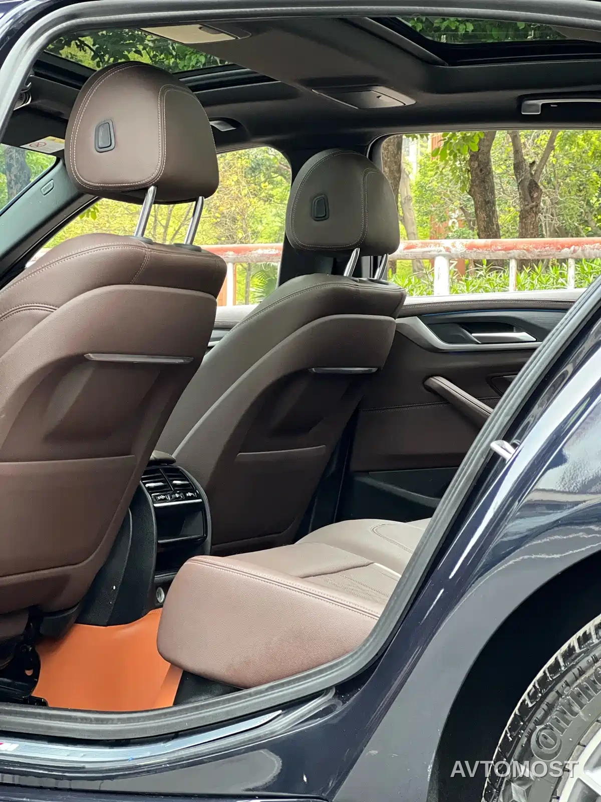 BMW 5 Series New Energy 2021 535Le M Sport Package — фото 11