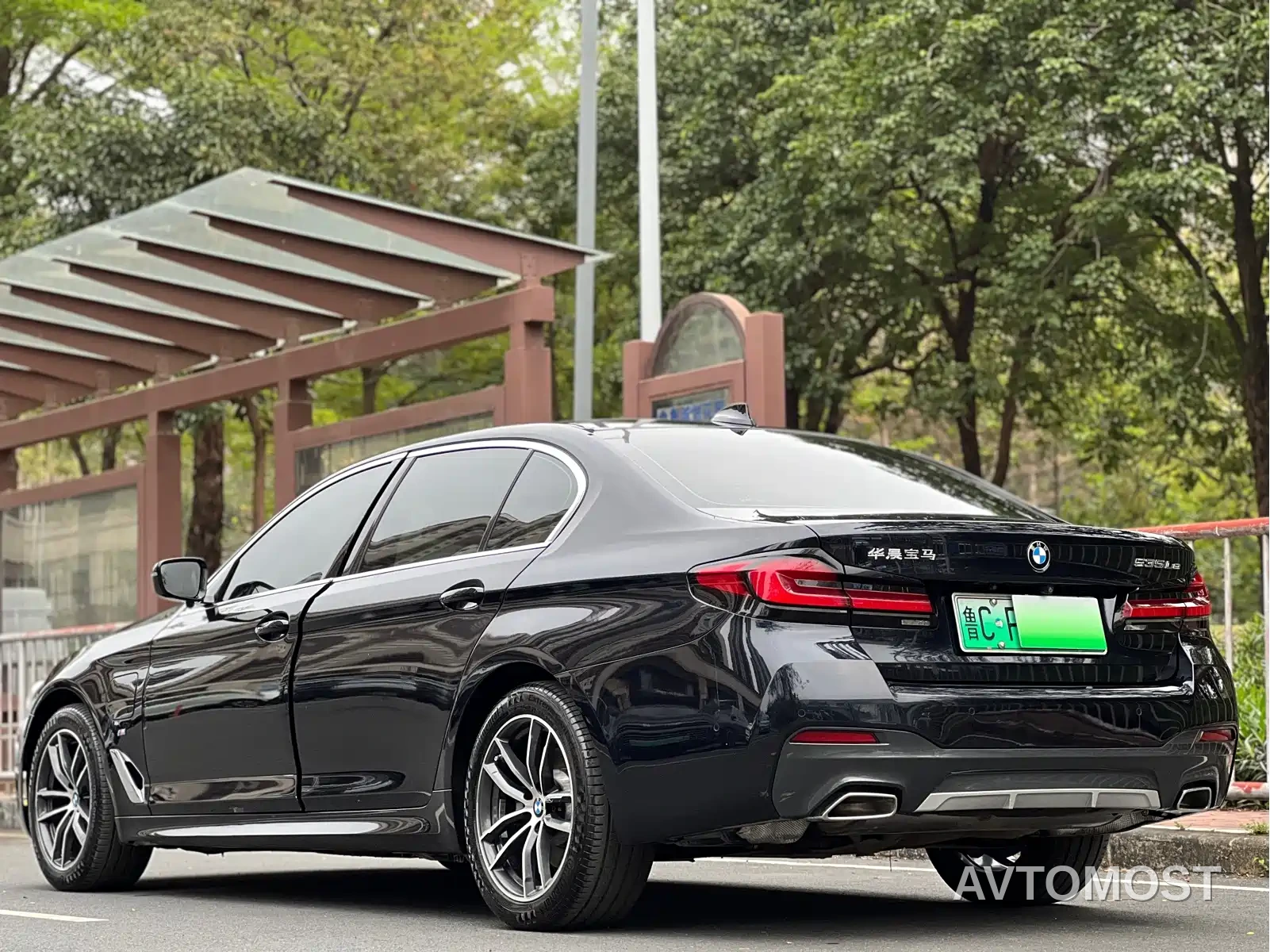 BMW 5 Series New Energy 2021 535Le M Sport Package — фото 21