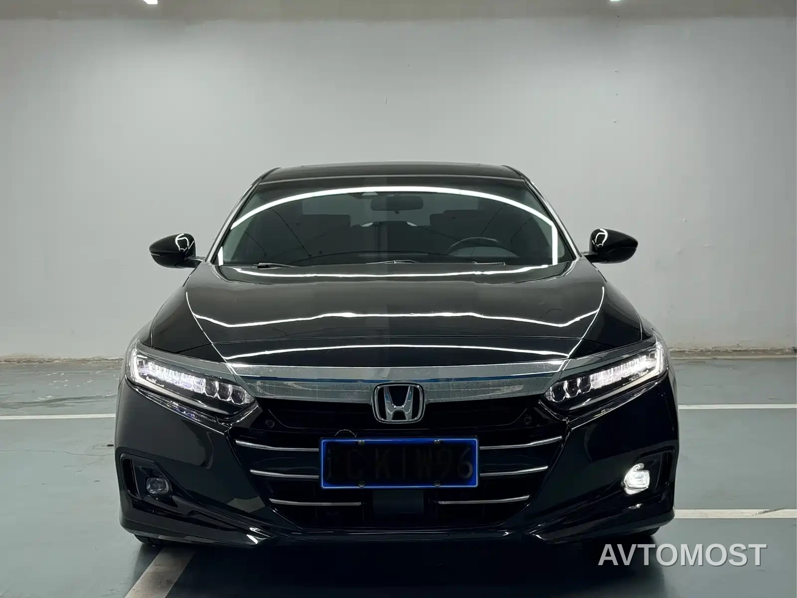 Honda Accord 2022 Sharp Hybrid 2.0L Sharp Leader Edition — фото 1