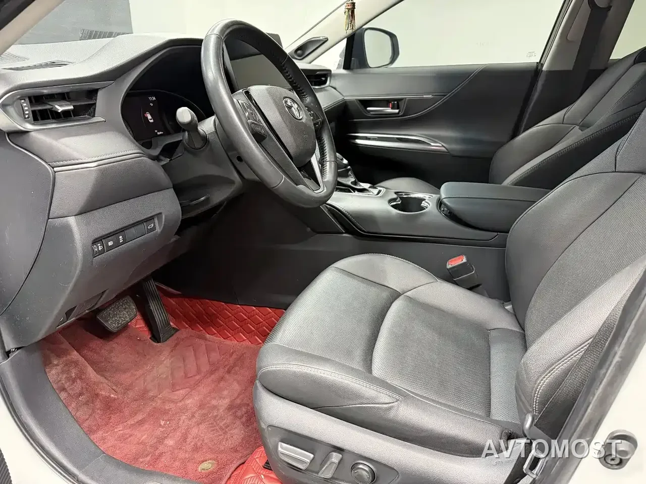Toyota Venza 2022 Dual Engine 2.5L CVT 2WD Premium — фото 5