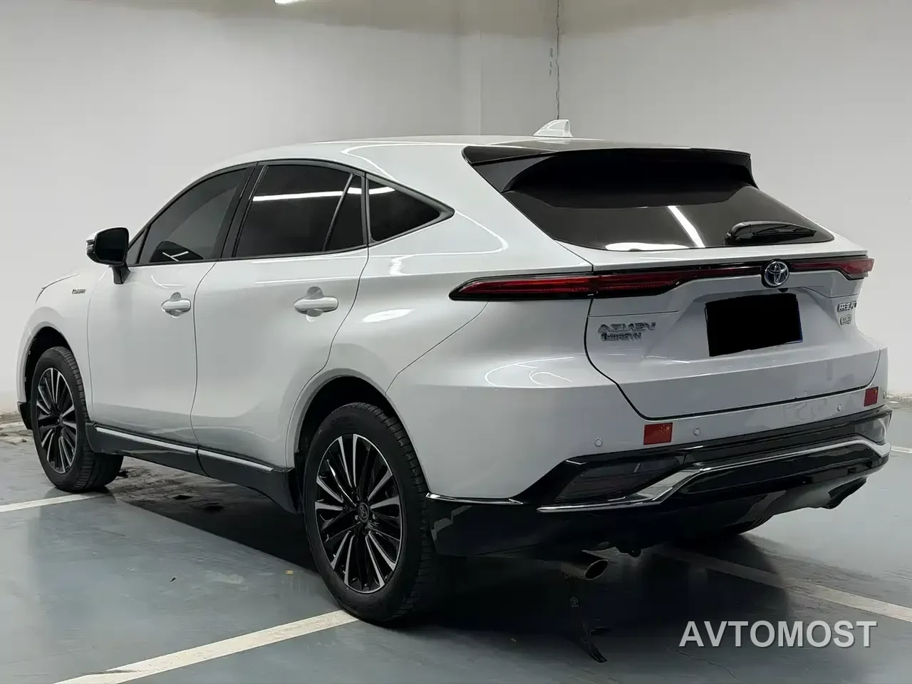 Toyota Venza 2022 Dual Engine 2.5L CVT 2WD Premium — фото 7