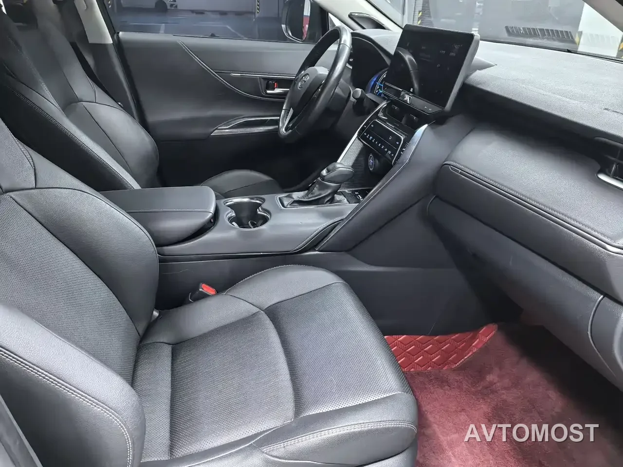 Toyota Venza 2022 Dual Engine 2.5L CVT 2WD Premium — фото 12