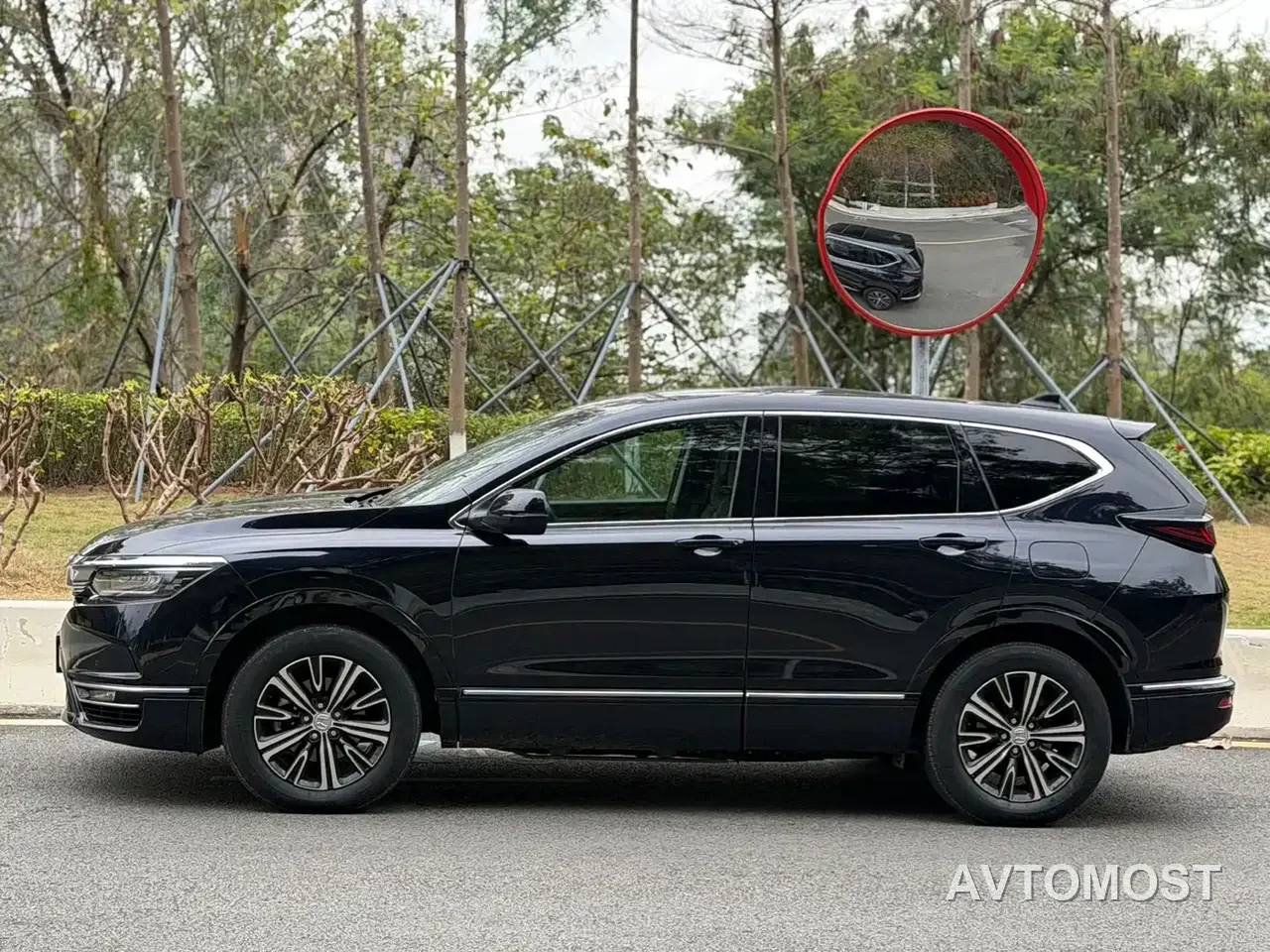 Honda Breeze New Energy 2022 Model e:PHEV Premium Edition — фото 4