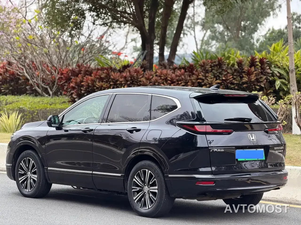Honda Breeze New Energy 2022 Model e:PHEV Premium Edition — фото 9