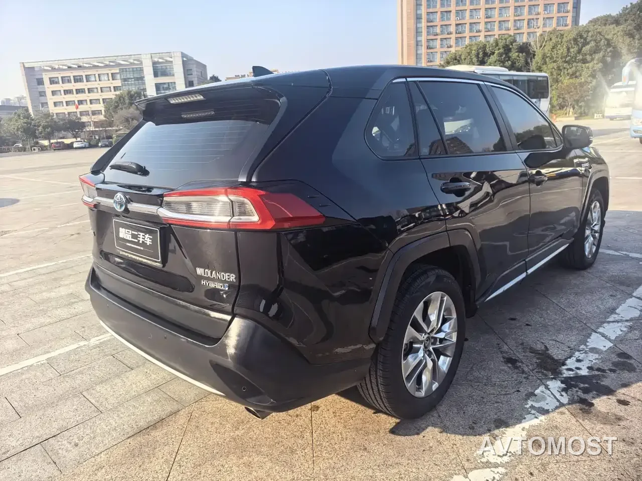 Toyota Wildlander 2021 Hybrid 2.5L E-CVT 2WD Luxury Edition — фото 7