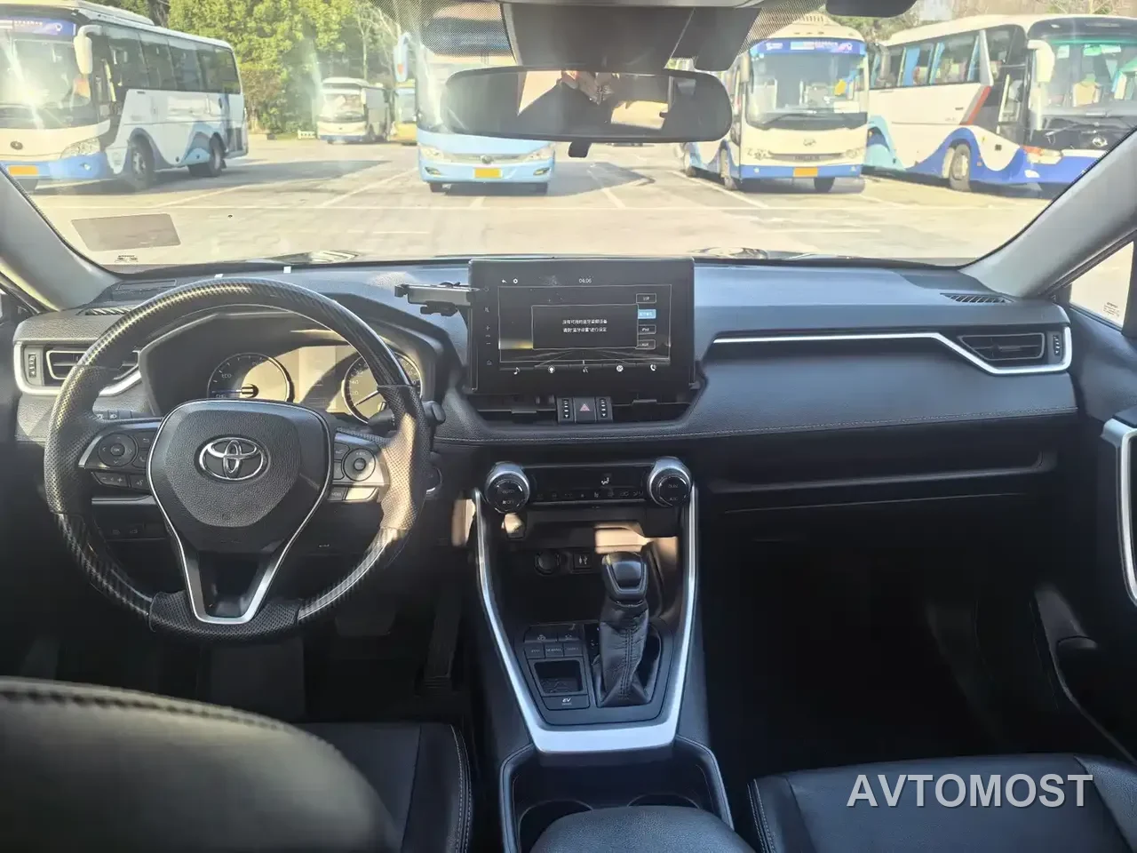 Toyota Wildlander 2021 Hybrid 2.5L E-CVT 2WD Luxury Edition — фото 3