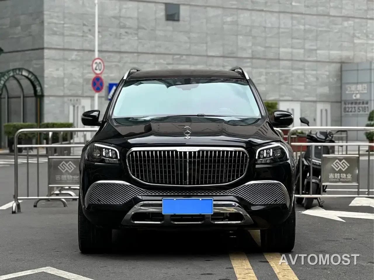 Mercedes-Benz Maybach GLS 2022 GLS 480 4MATIC — фото 2