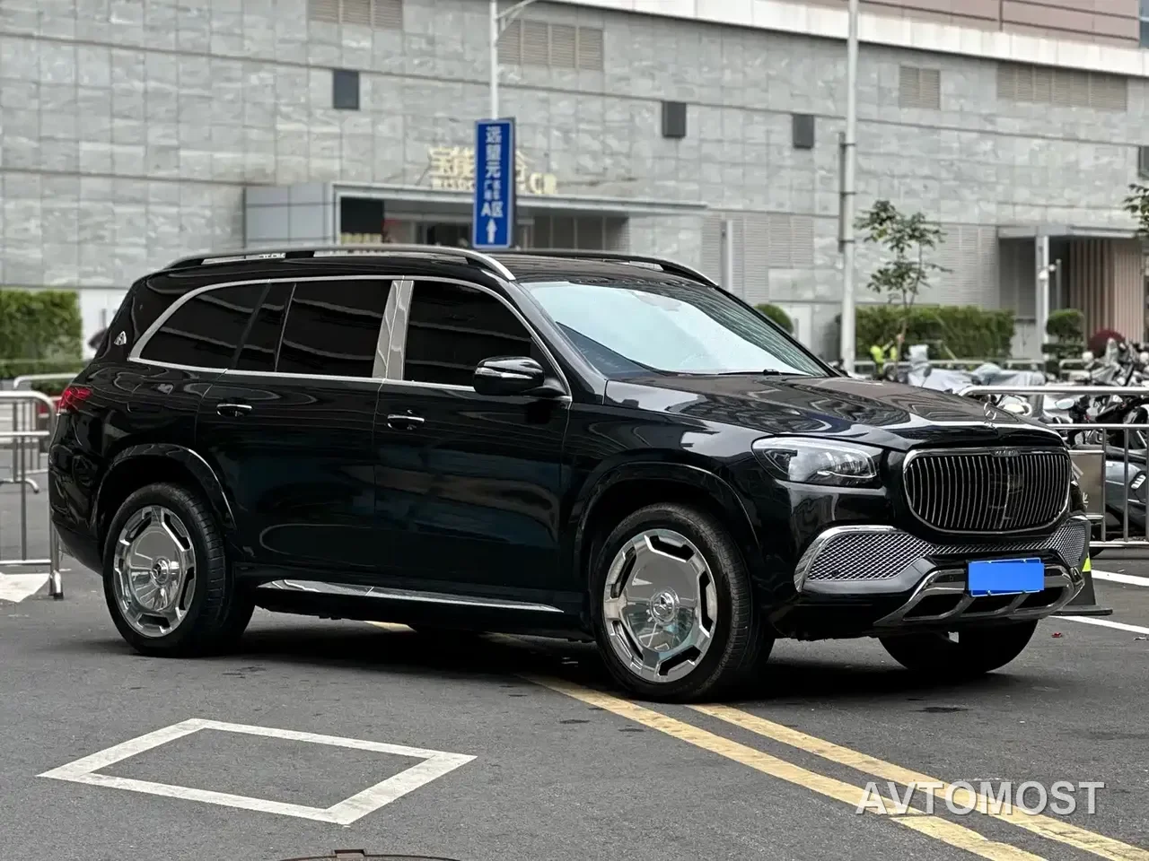 Mercedes-Benz Maybach GLS 2022 GLS 480 4MATIC — фото 3