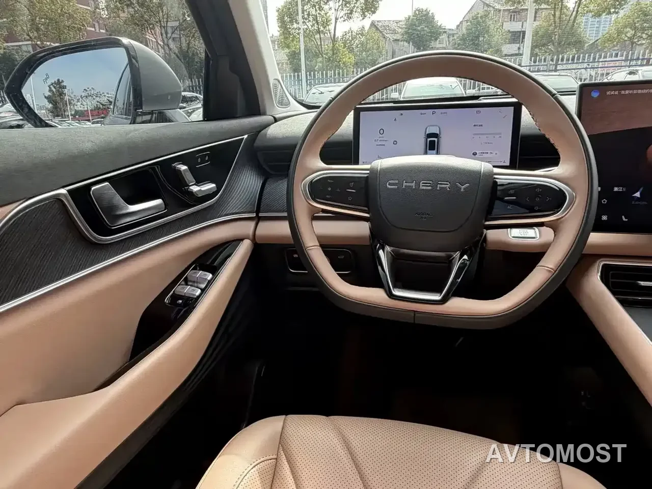 Chery Tiggo 8L 2024 2.0T 2WD Premium 5-seater — фото 8