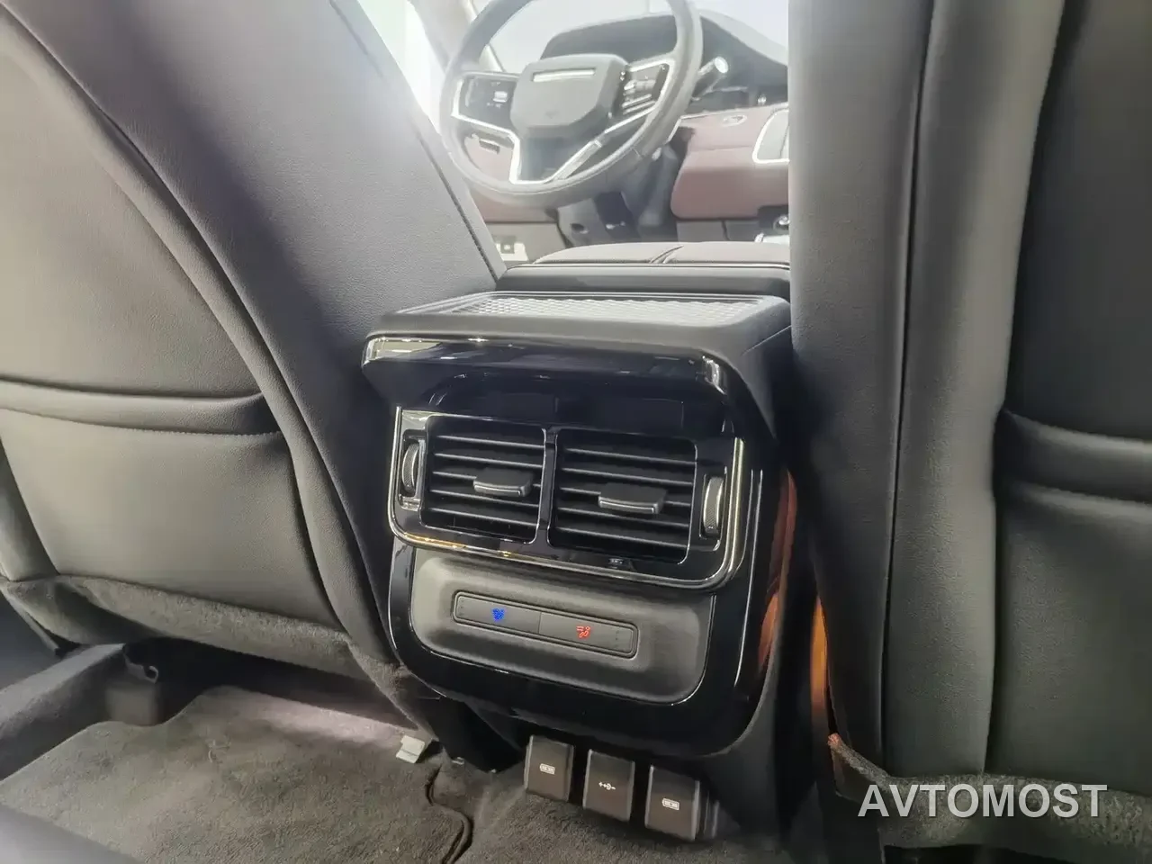 Land Rover Range Rover Evoque New Energy 2023 Range Rover Evoque L P300e Plug-in Hybrid Edition — фото 8