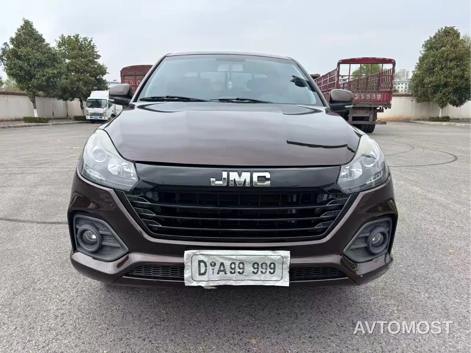 Jiangling Baodian 2022 2.5T Diesel 2WD Comfort Edition Flatbed Long Wheelbase JX4D25A6L — фото 2