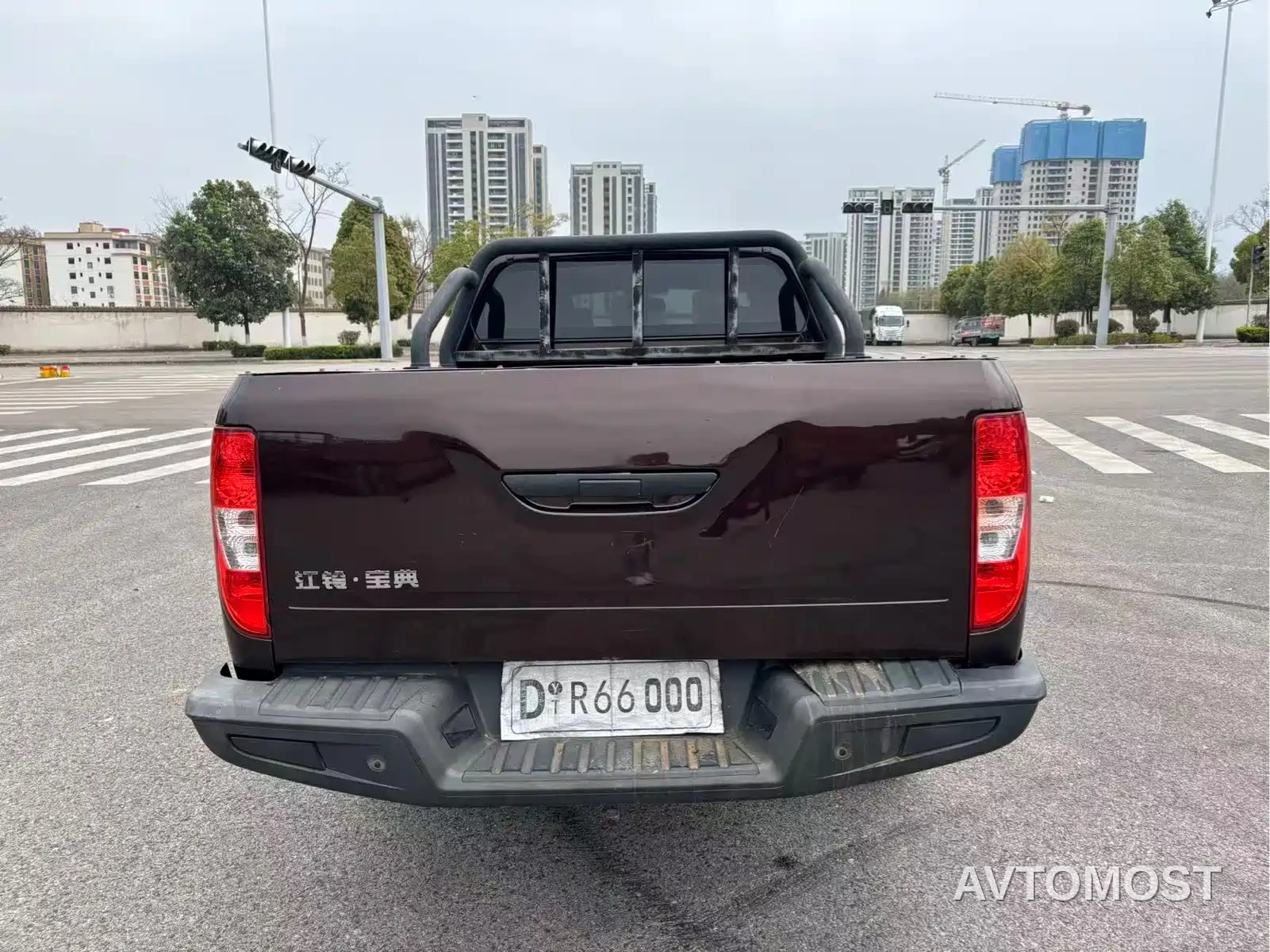 Jiangling Baodian 2022 2.5T Diesel 2WD Comfort Edition Flatbed Long Wheelbase JX4D25A6L — фото 5