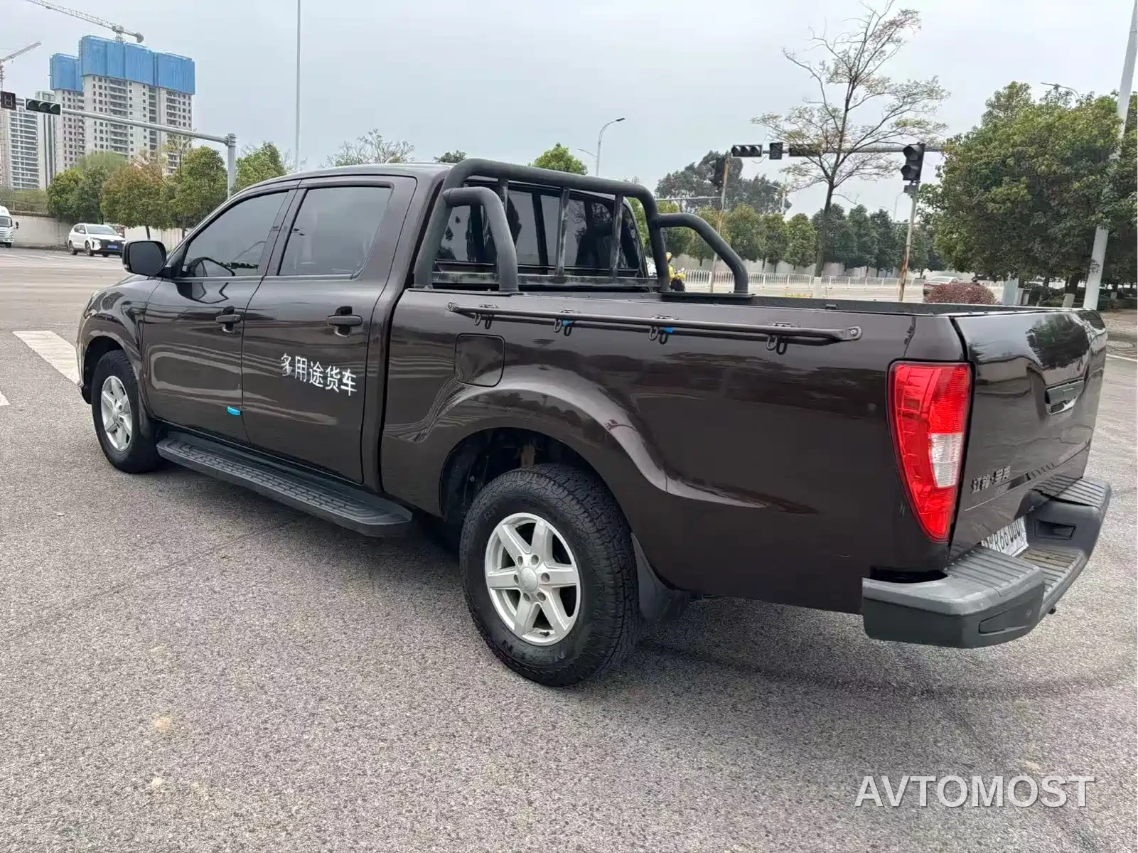 Jiangling Baodian 2022 2.5T Diesel 2WD Comfort Edition Flatbed Long Wheelbase JX4D25A6L — фото 6