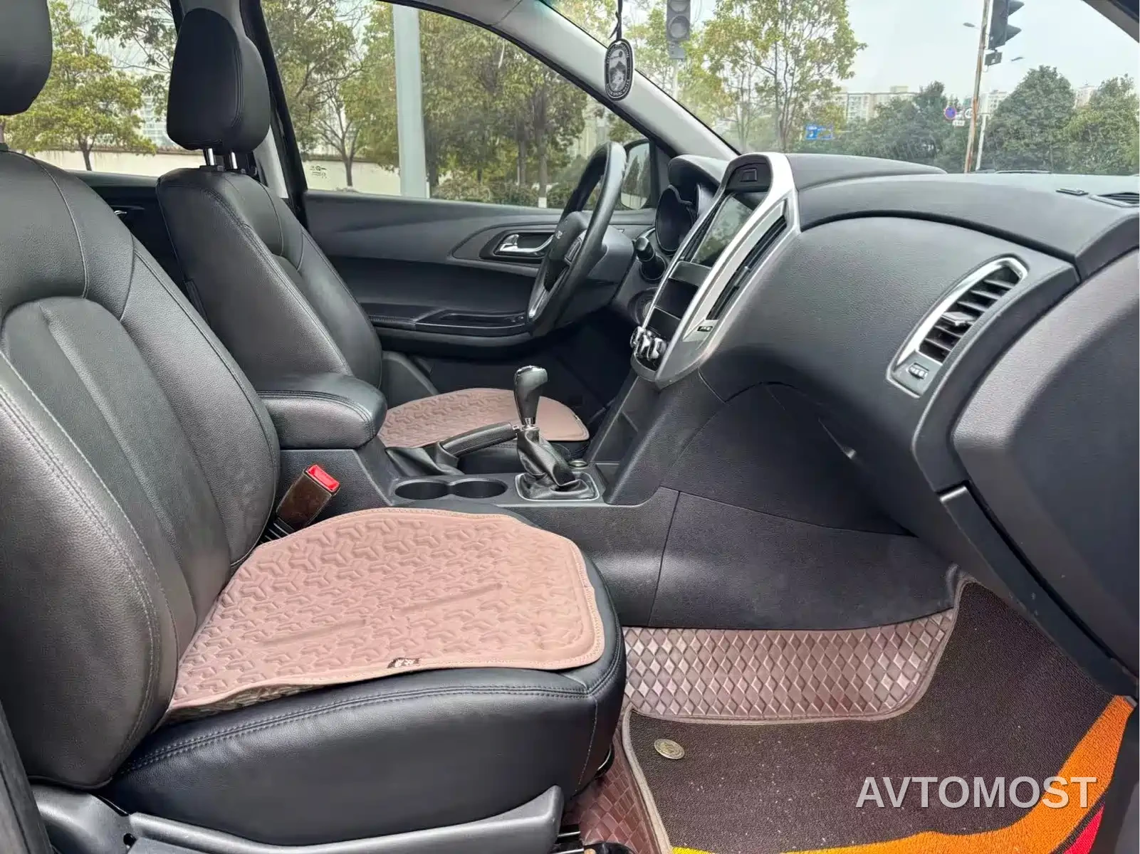 Jiangling Baodian 2022 2.5T Diesel 2WD Comfort Edition Flatbed Long Wheelbase JX4D25A6L — фото 7