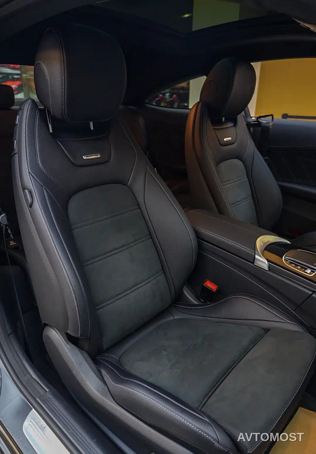 Mercedes-Benz C-Class AMG 2021 AMG C 63 Coupe — фото 17