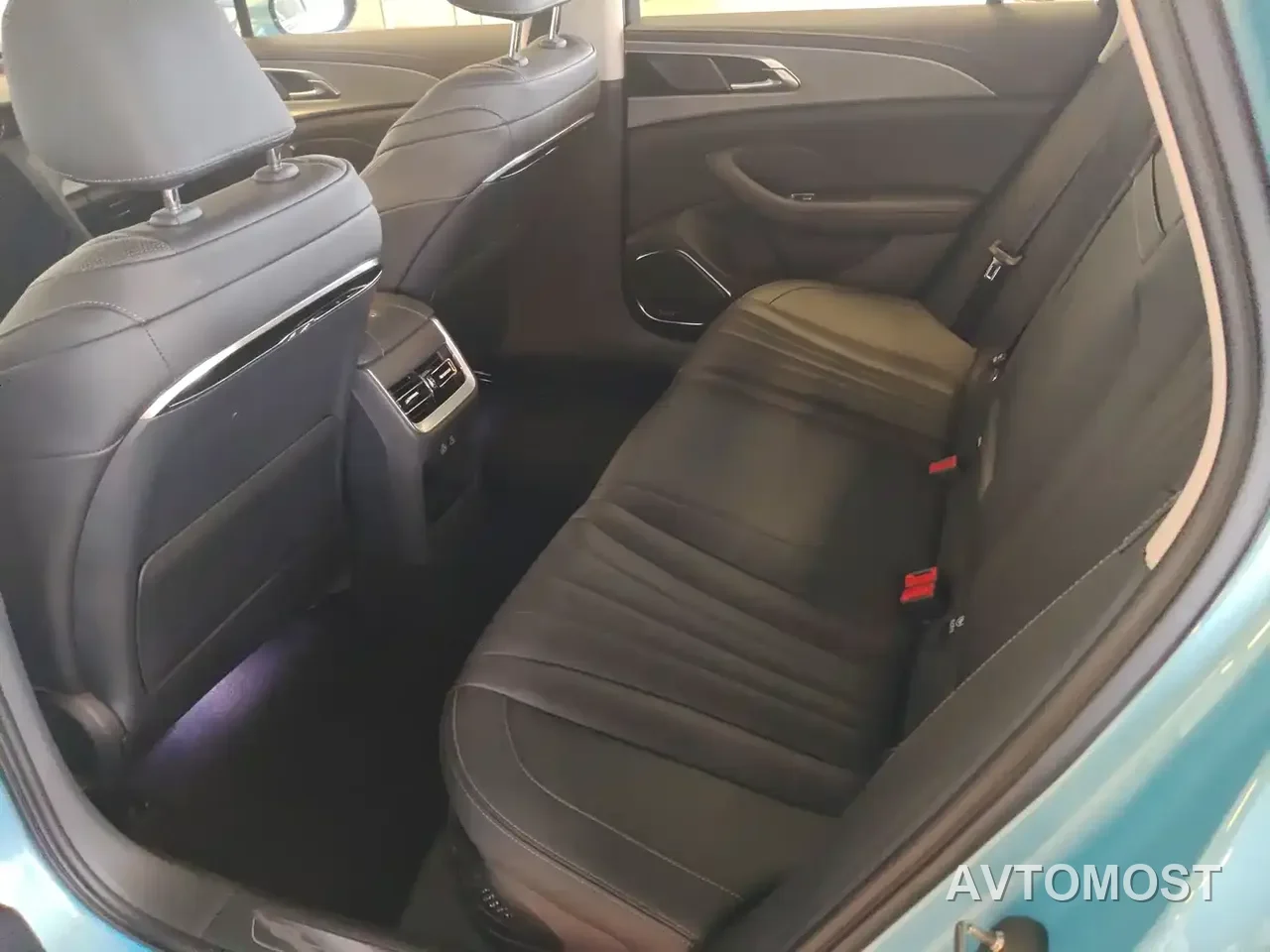 Hongqi H5 2024 1.5T HEV Smart Connect Flag Smooth Edition — фото 23