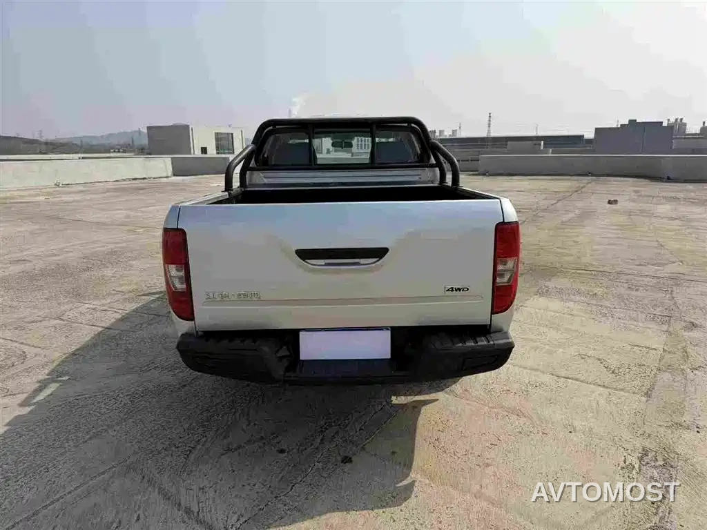 Jiangling Baodian 2022 2.5T Diesel 4WD Comfort Edition Standard Wheelbase JX4D25A6L — фото 8