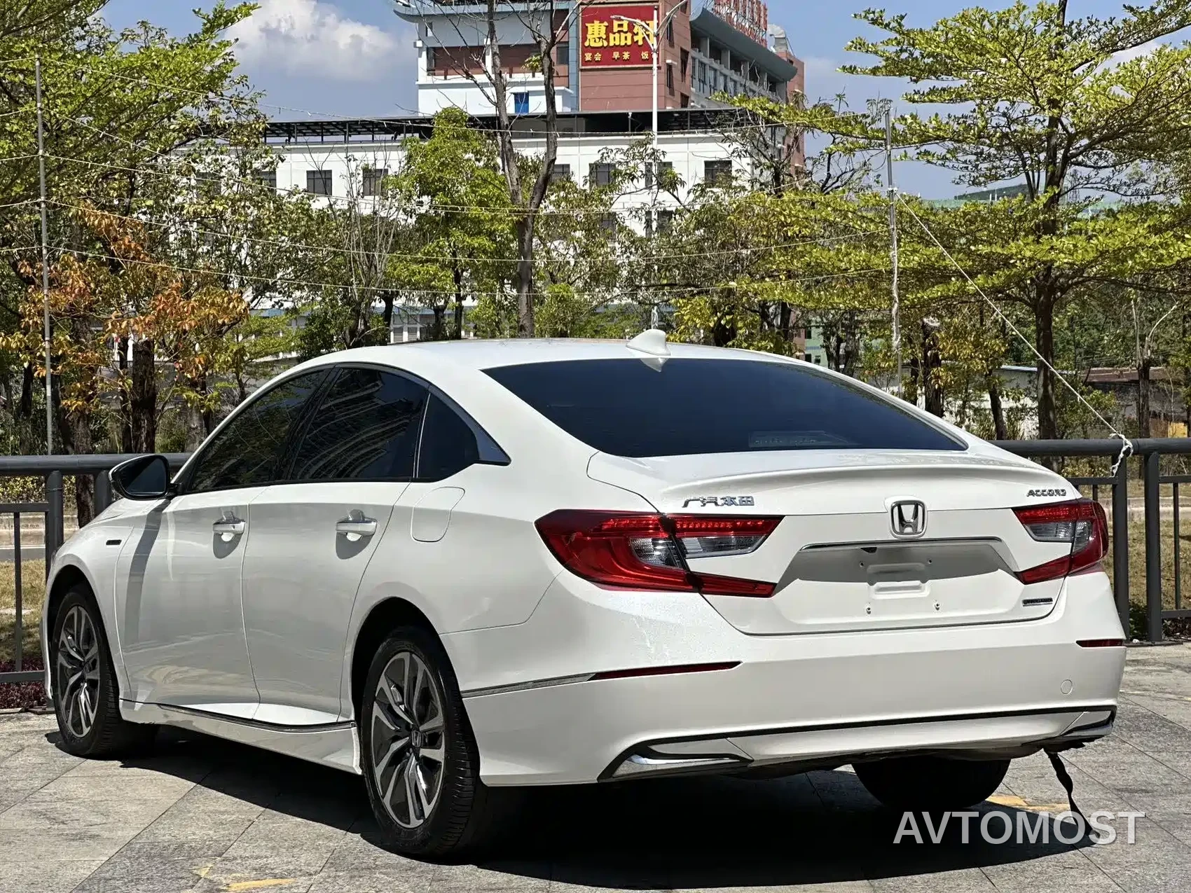 Honda Accord 2018 Sharp Hybrid 2.0L Sharp Leader (China V) — фото 7