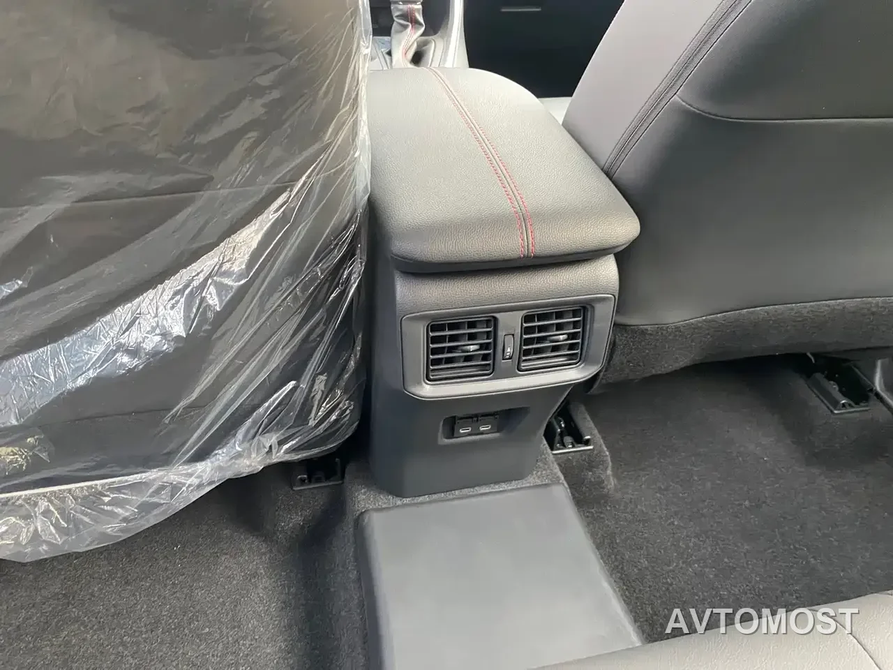 Toyota RAV4 Rongfang Dual Engine E+ 2024 2.5L 2WD Elite Pro — фото 12