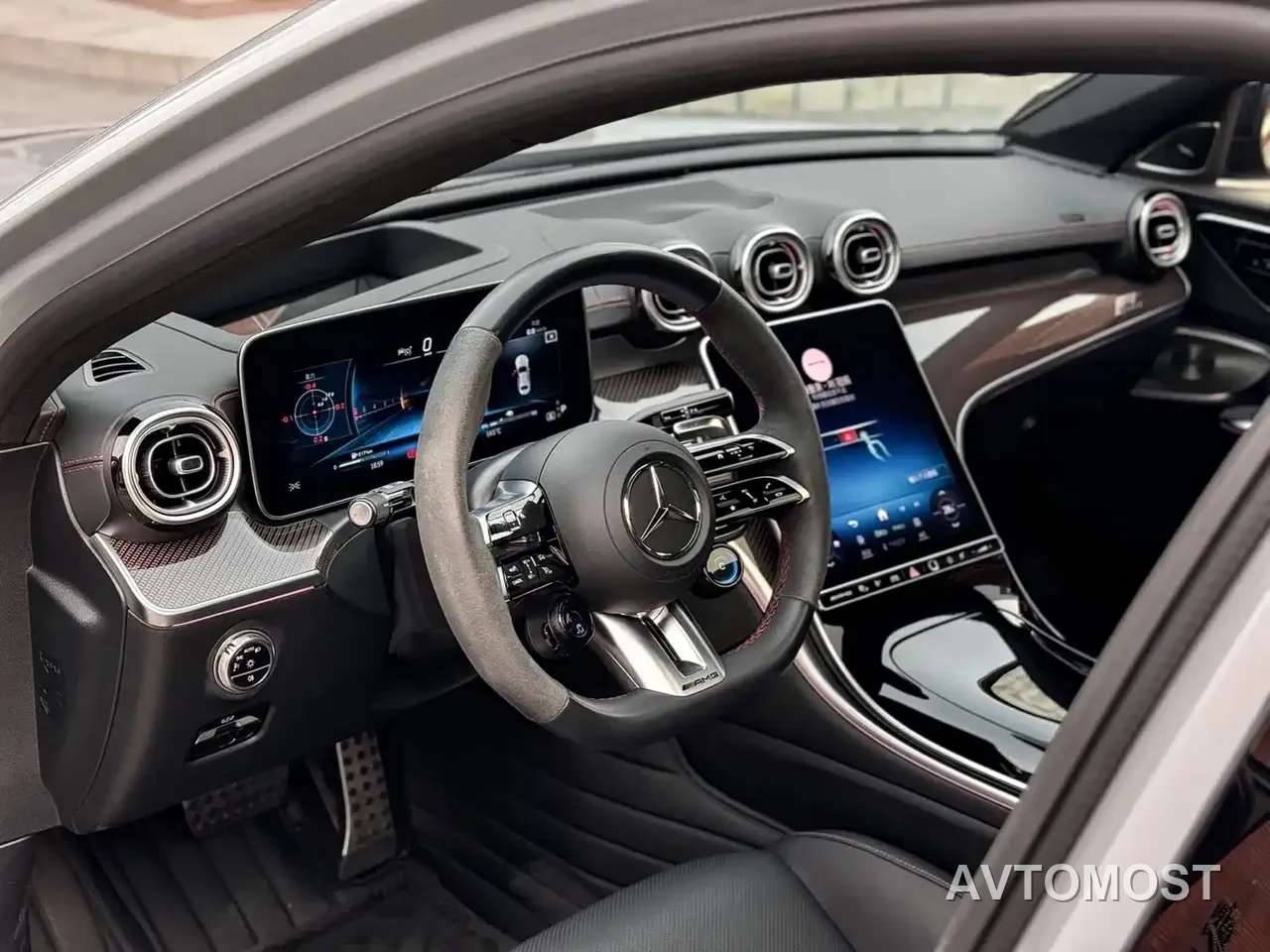 Mercedes-Benz C-Class AMG New Energy 2024 Mercedes-AMG C 63 S E PERFORMANCE F1 Edition — фото 4