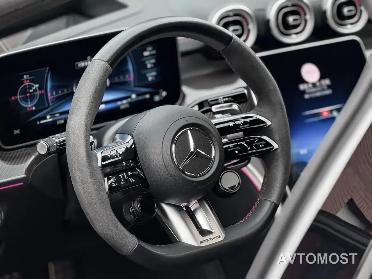 Mercedes-Benz C-Class AMG New Energy 2024 Mercedes-AMG C 63 S E PERFORMANCE F1 Edition — фото 9