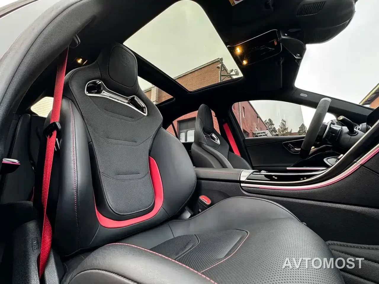 Mercedes-Benz C-Class AMG New Energy 2024 Mercedes-AMG C 63 S E PERFORMANCE F1 Edition — фото 10