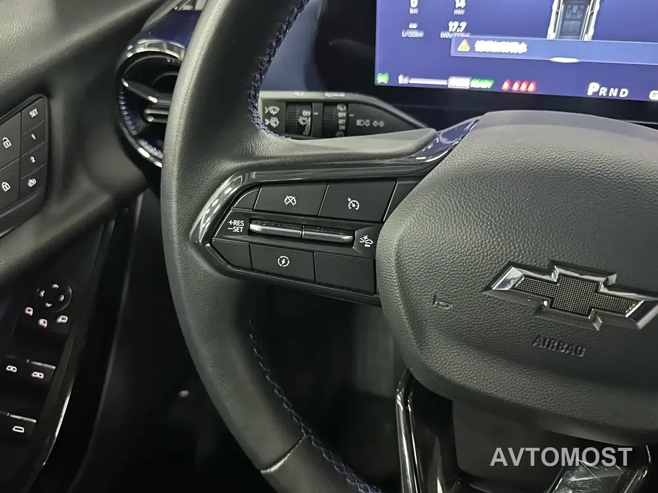 Chevrolet Equinox Plus 2024 102km RS Flagship Edition — фото 15
