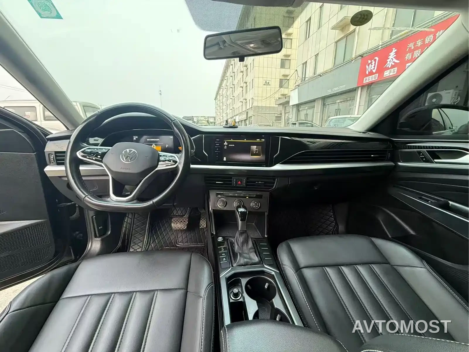 Volkswagen Passat 2022 280TSI Business Edition — фото 3