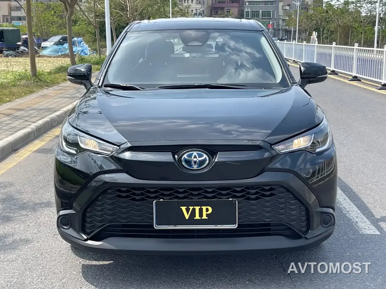 Toyota Frontlander 2024 2.0L Smart Hybrid Dual Engine Leading Edition — фото 2
