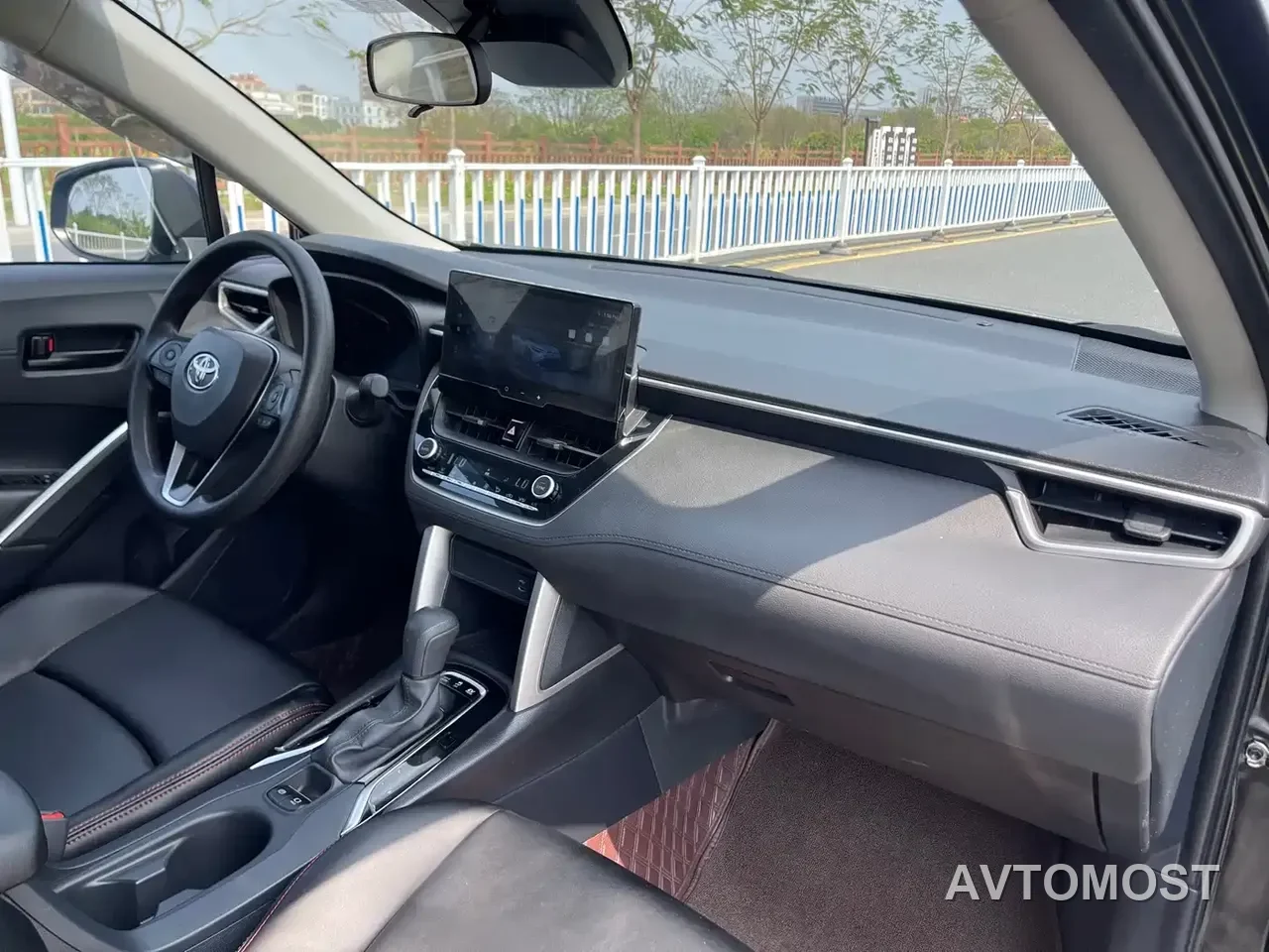 Toyota Frontlander 2024 2.0L Smart Hybrid Dual Engine Leading Edition — фото 7