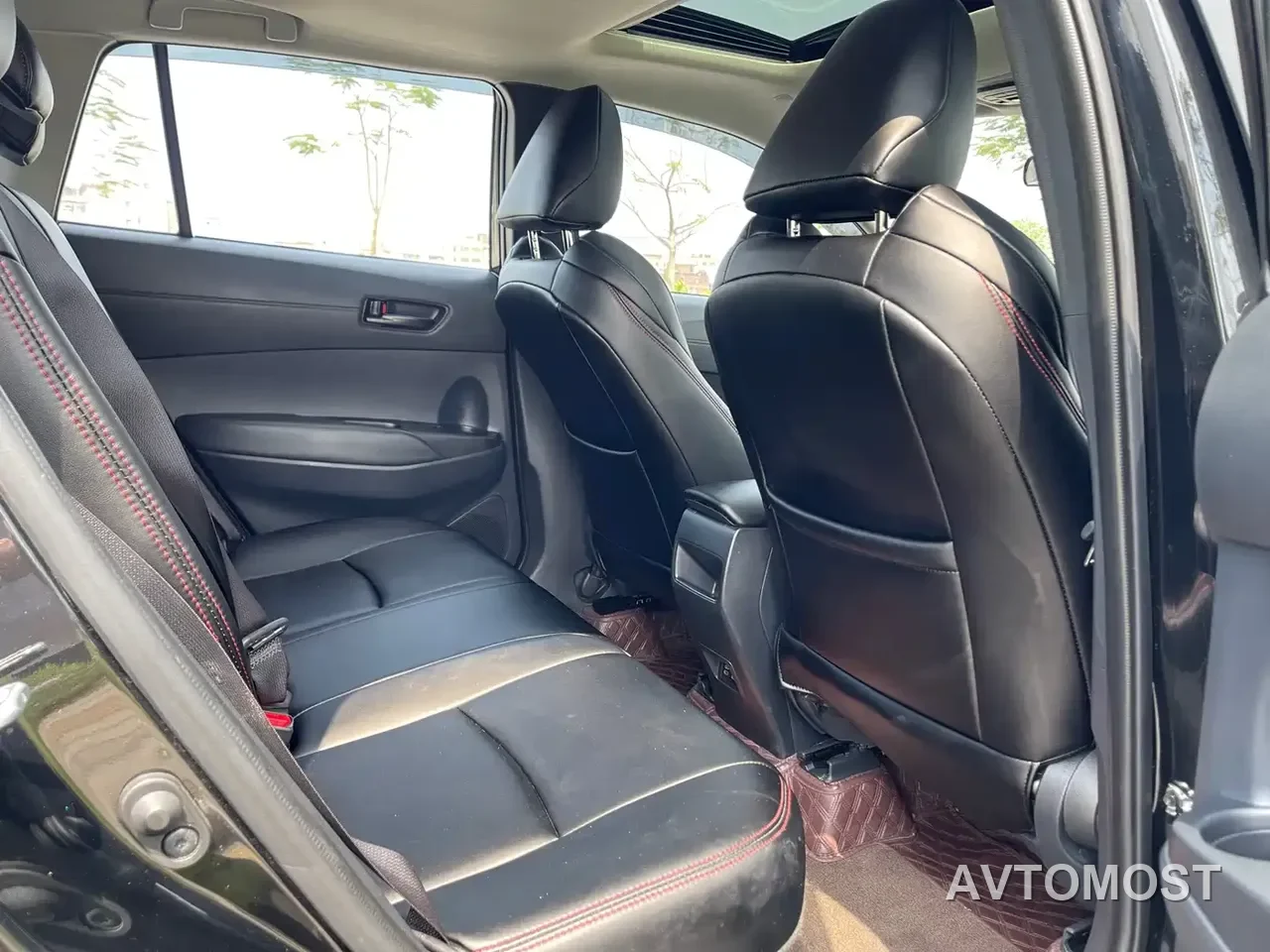Toyota Frontlander 2024 2.0L Smart Hybrid Dual Engine Leading Edition — фото 12